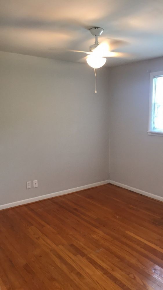 Building Photo - 2 br. Hardwood Floors- Nashville FREE Water