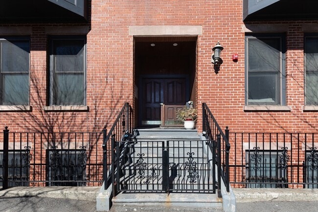 Building Photo - 877 Harrison Ave