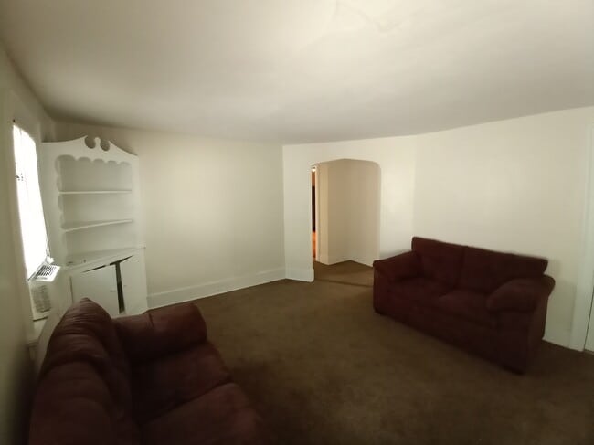 Foto del edificio - 608 Elmwood Ave