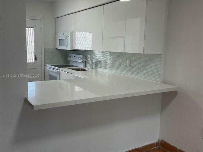 Building Photo - 251 Galen Dr