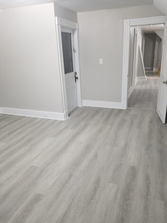 211 Alden Ave Unit 3, New Haven, CT 06515 Apartments in New Haven, CT