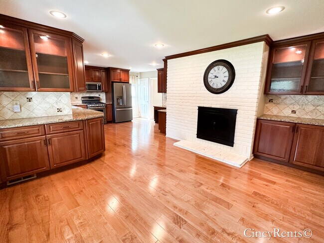 Foto del edificio - 6463 Oldbarn Ct