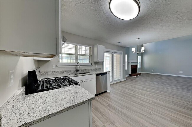 Foto del edificio - 1618 Sparrow Wood Ln SW