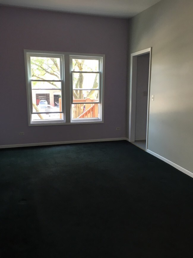 Foto del edificio - 1338 W Hubbard St