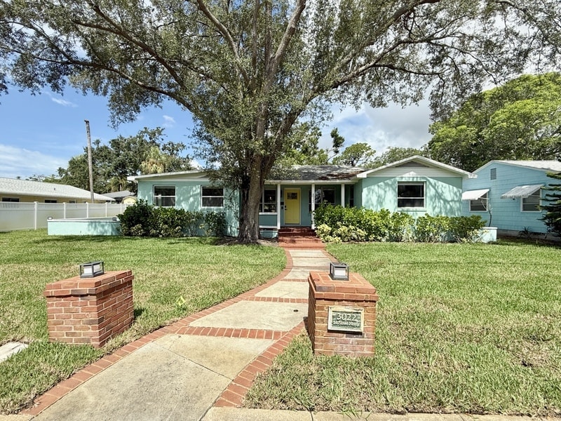 Photo - 3022 1st Street North