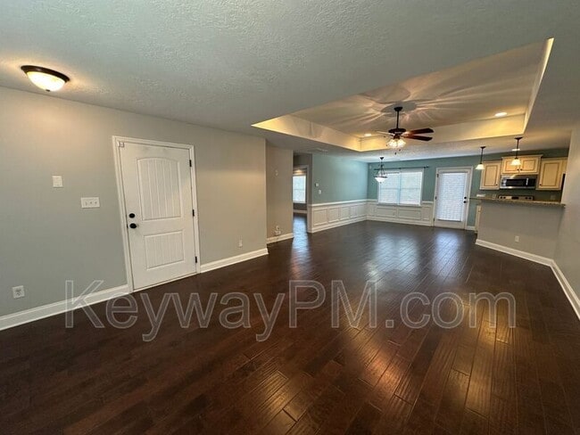 Building Photo - 5023 Trickling Creek Dr