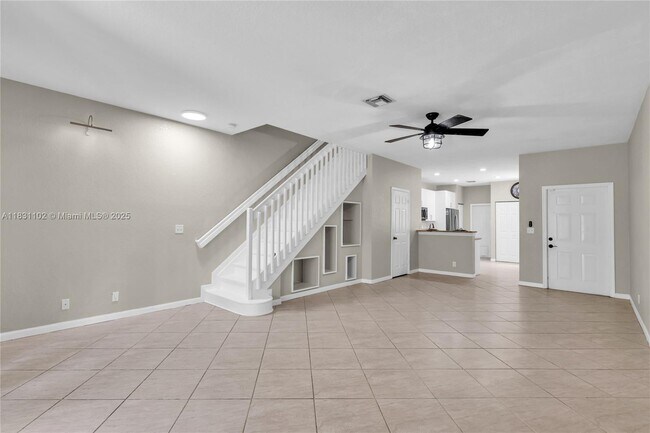 Foto del edificio - 4137 Briar Ln