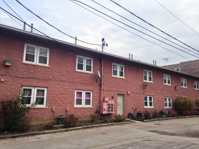 Building Photo - 740 Sheridan Rd