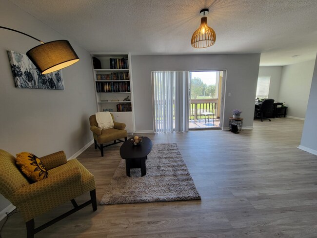 Foto del edificio - 621 N Keene Rd
