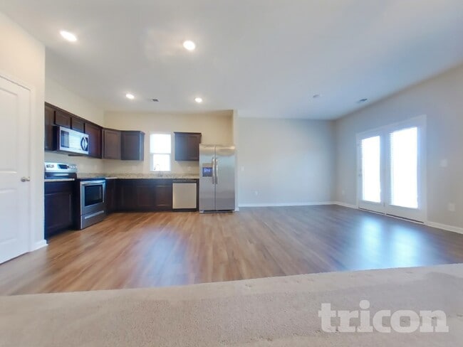 Building Photo - 115 Sorrento Dr