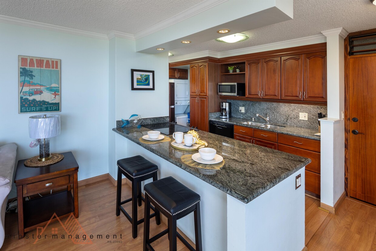 Primary Photo - 2600 Pualani Way