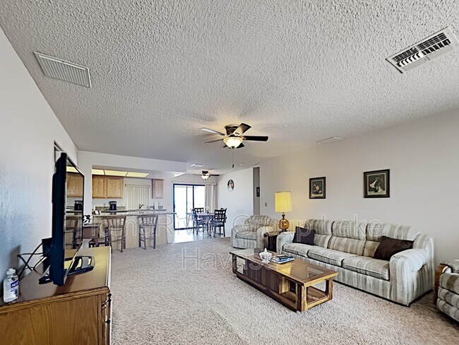 Building Photo - 2410 Angler Dr