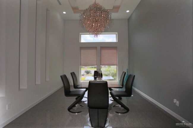 Building Photo - 1404 Mountain Rd