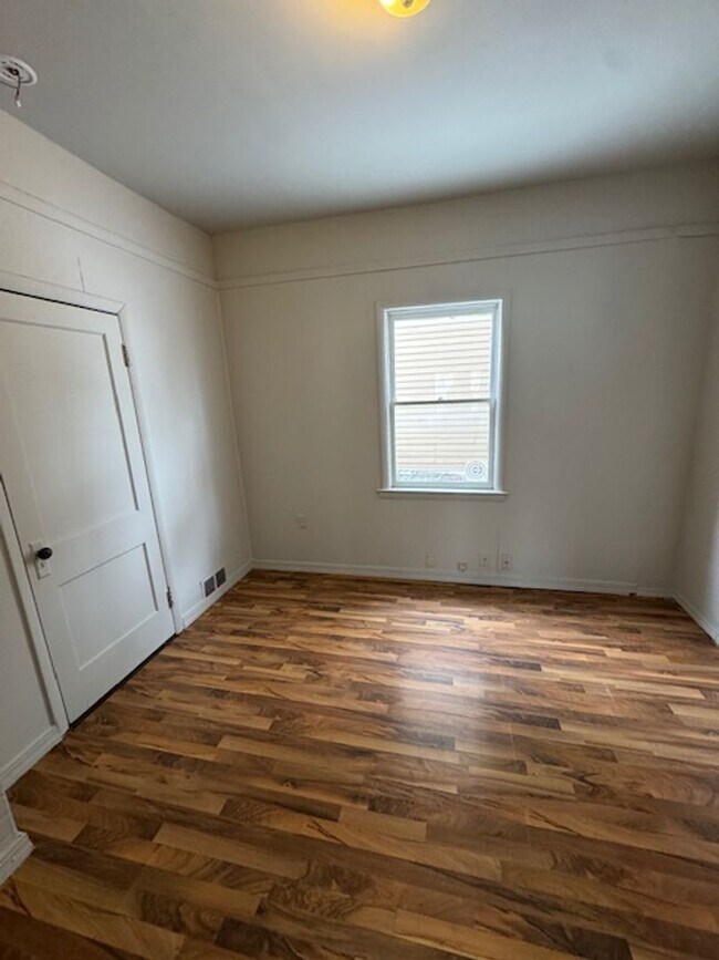 Foto del edificio - 1916 High St