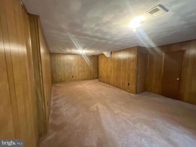 Building Photo - 12809 Cheval Ct
