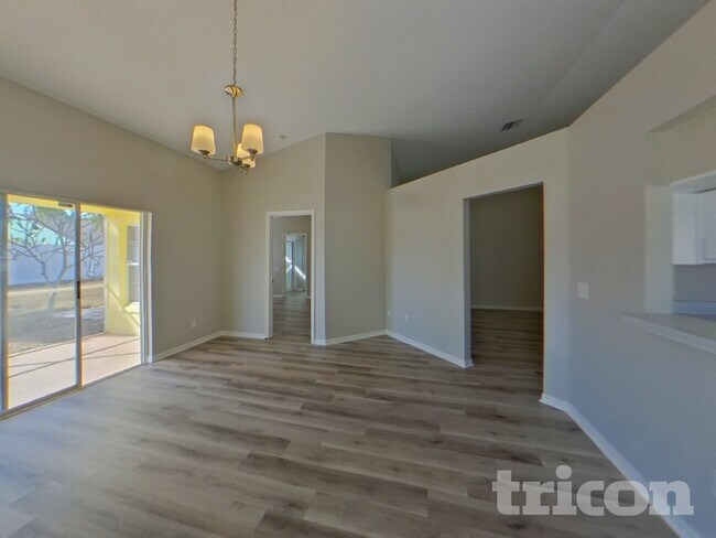 Foto del edificio - 217 Lakeway Ln