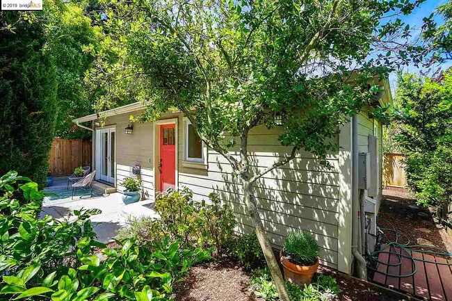 Building Photo - Sunny 1BR with Private Patio, In-Unit Laundry & Carport — Prime Berkeley Location