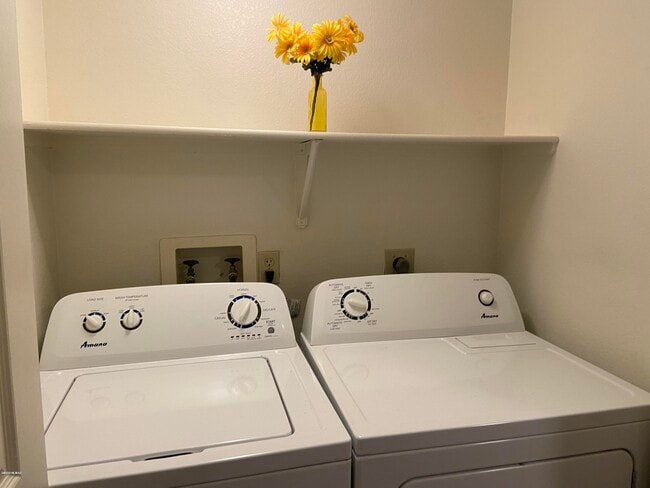 Foto del edificio - 5751 N Kolb Rd