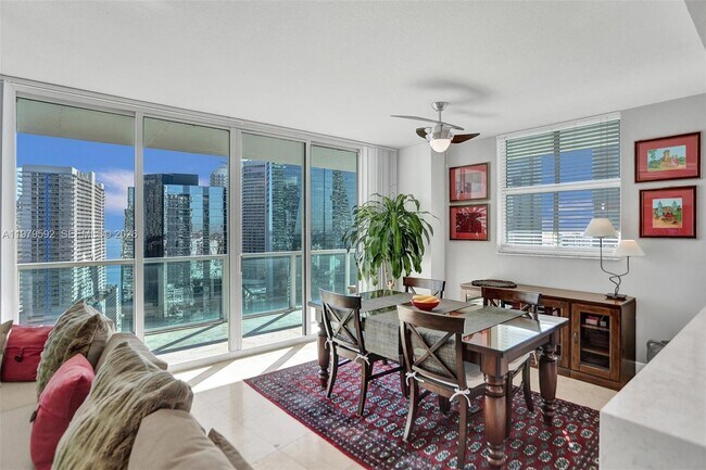Foto del edificio - 1250 S Miami Ave
