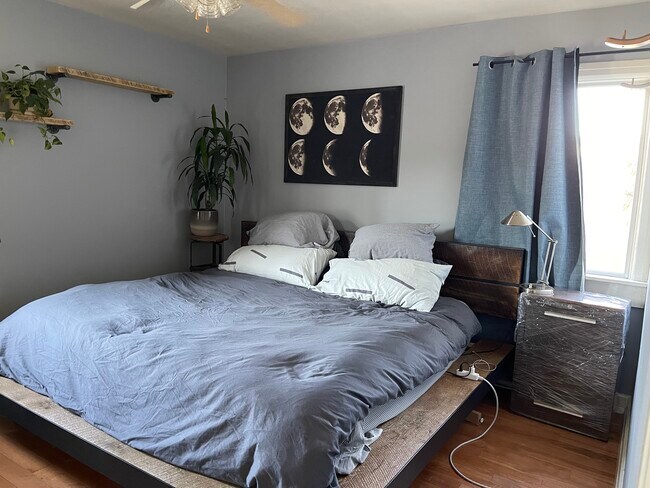 Bedroom - 1322 Echo Park Ave