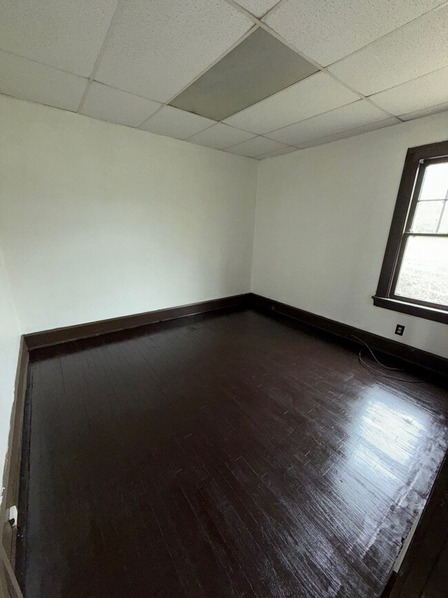Building Photo - 3419 Delaware St
