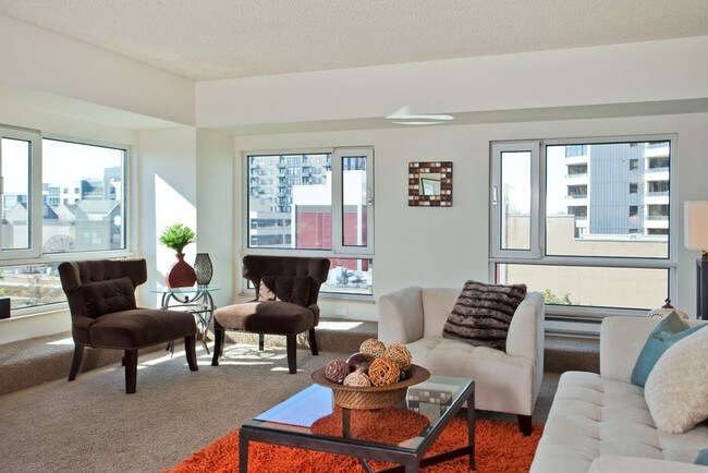 Foto del edificio - **SOUND VIEW** Highrise Condo in Belltown