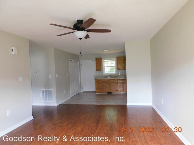 Building Photo - 2 br, 1 bath House - 380 TURNER STREET