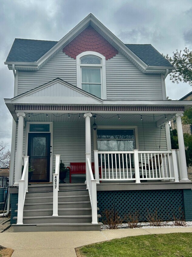 Foto principal - 4017 N Kildare Ave