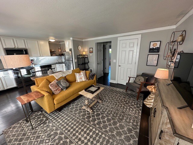 Foto del edificio - 7112 N Richmond Ave