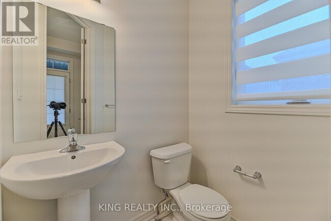 Photo du bâtiment - 1123 Denton Dr