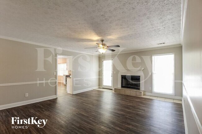 Foto del edificio - 4541 Shiloh Hills Dr