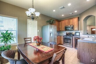 Building Photo - 66 W Spindle Tree Cir