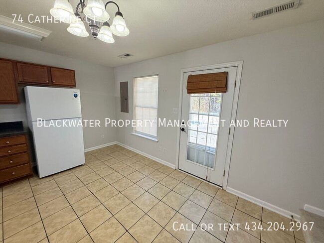 Building Photo - 74 Catherine Ct