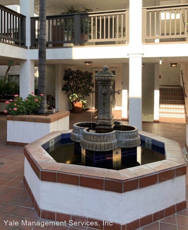 Foto del edificio - 15323 Weddington St