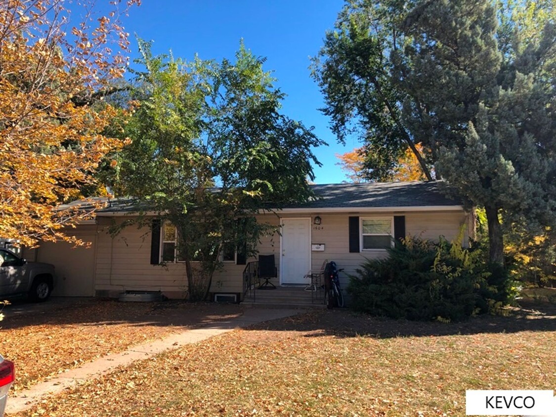 Primary Photo - Huge House Just A Block From CSU!