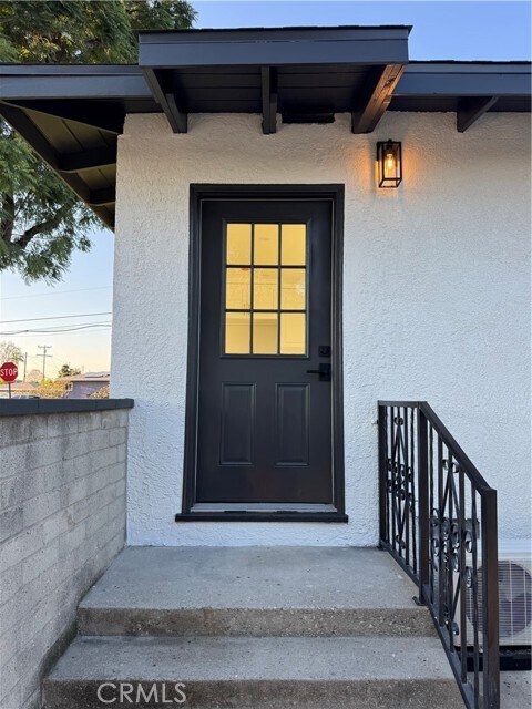 Foto del edificio - 8966 Gunn Ave