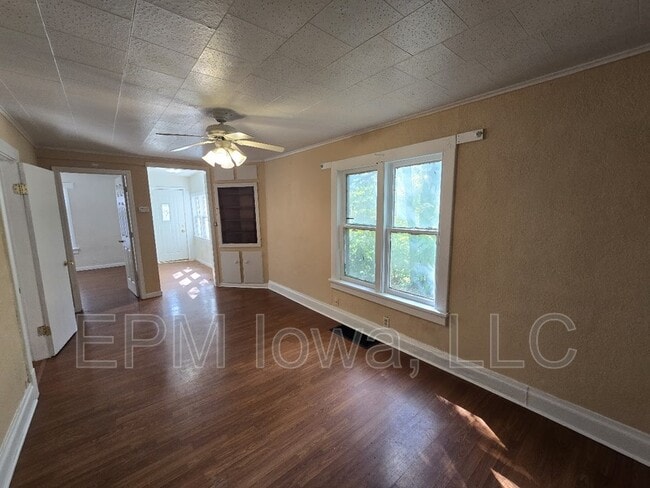 Building Photo - 2113 Mulberry St