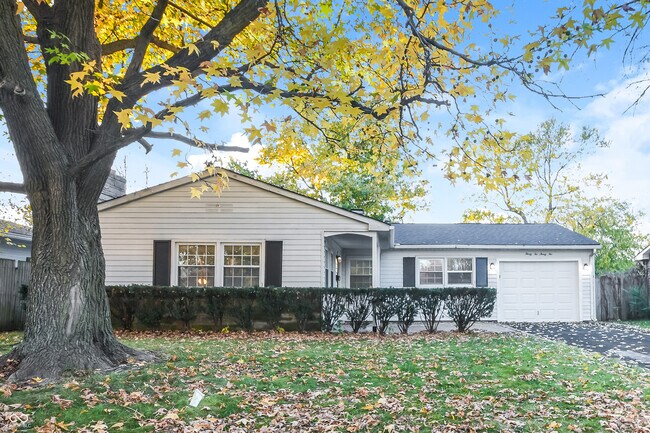 Foto del edificio - 3232 Wellington Ave