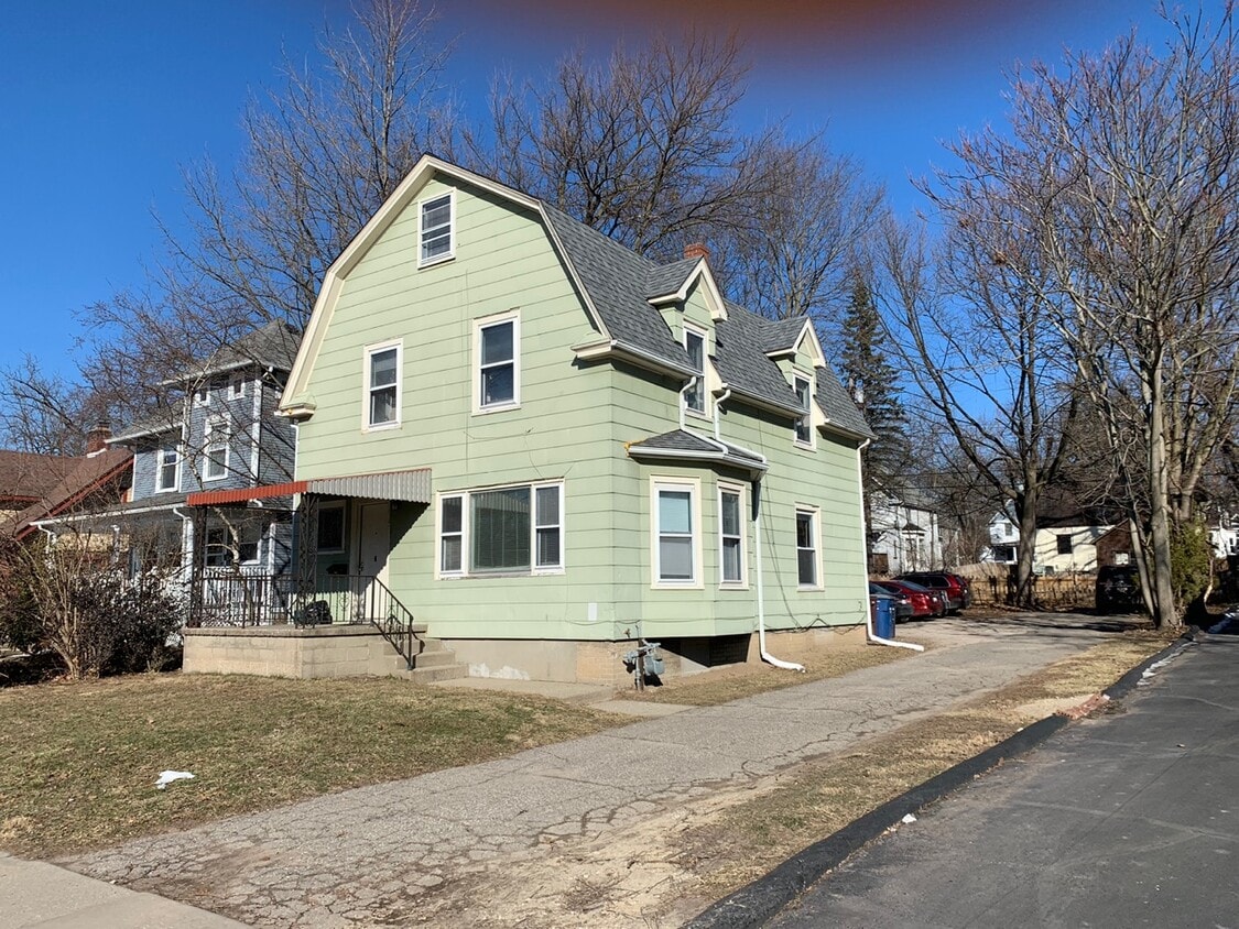 1115 Packard St, Ann Arbor, MI 48104 House Rental in Ann Arbor, MI