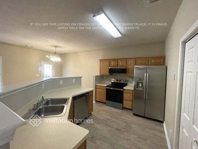 Foto del edificio - 102 Brookview Ct