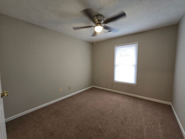 Foto del edificio - 2904 Rosemeade~Meadowbrook