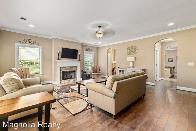 Building Photo - 3 br, 2 bath House - 1263 Southridge Ct