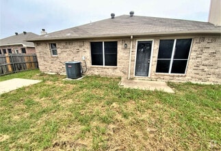 Building Photo - 6901 Evening Shade Ln
