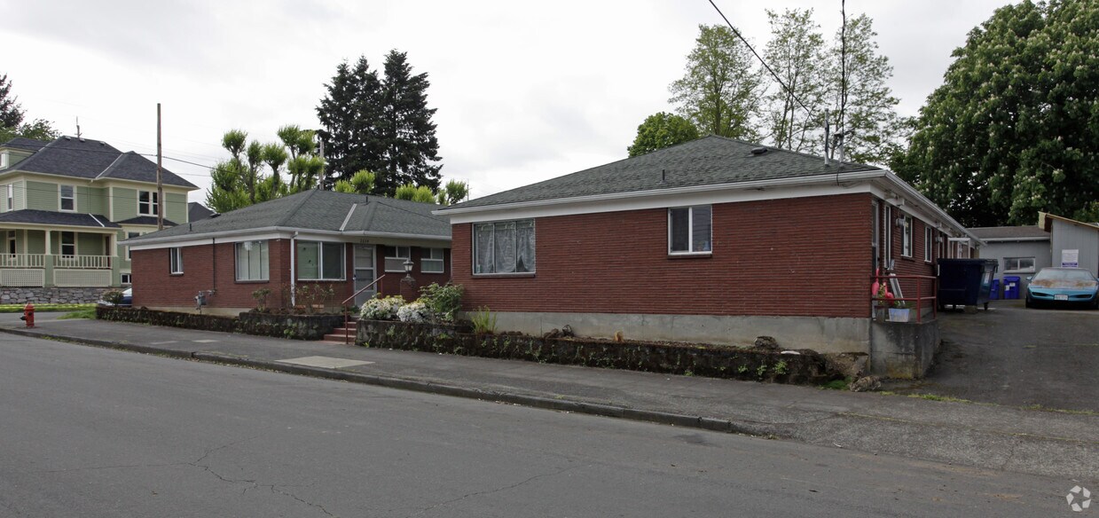 Foto principal - 2620-2634 SE Ash St