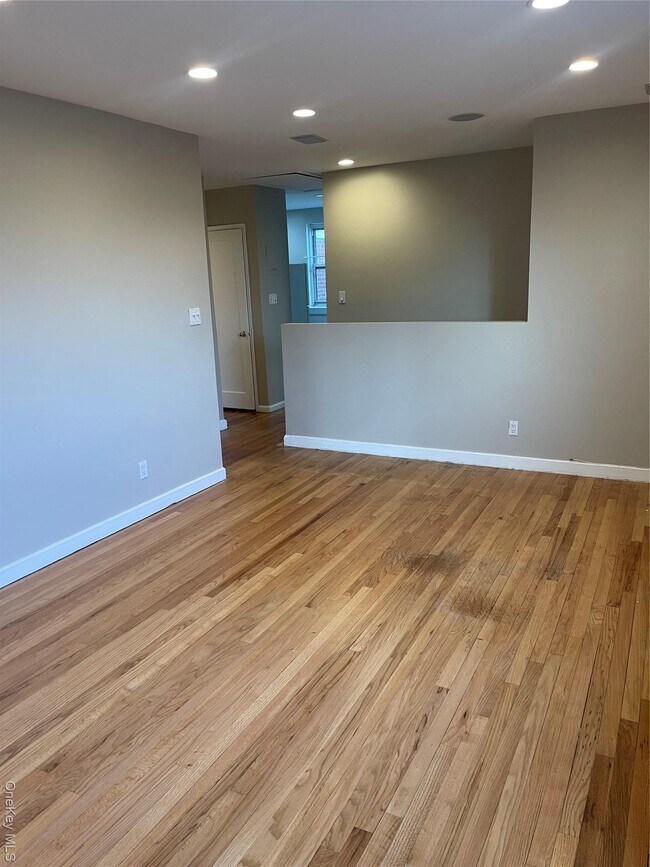 Foto del edificio - 260-07 Langston Ave