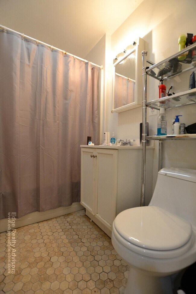 Foto del edificio - 150 Amory St