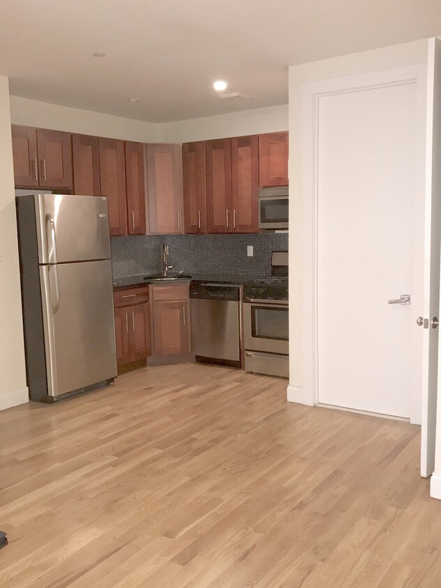 172 Skillman Ave, Brooklyn, NY 11211 172 Skillman Ave Brooklyn, NY