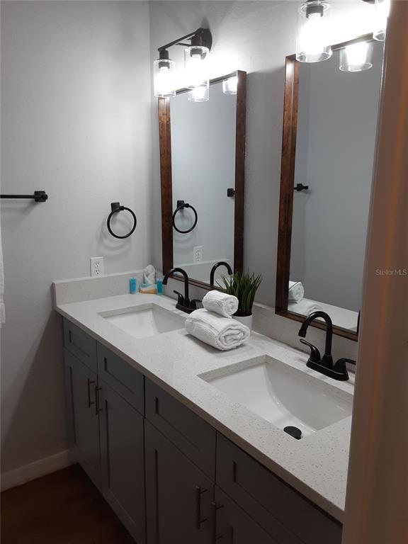 Foto del edificio - 2774 Club Cortile Cir