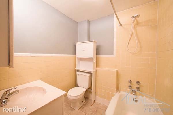 Fotografía del edificio - 77 4th Ave