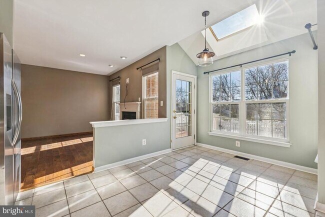 Foto del edificio - 43605 Dunhill Cup Square